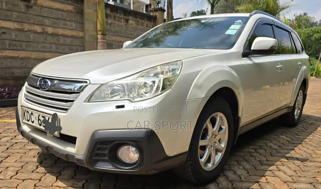 Subaru Outback 2014 White