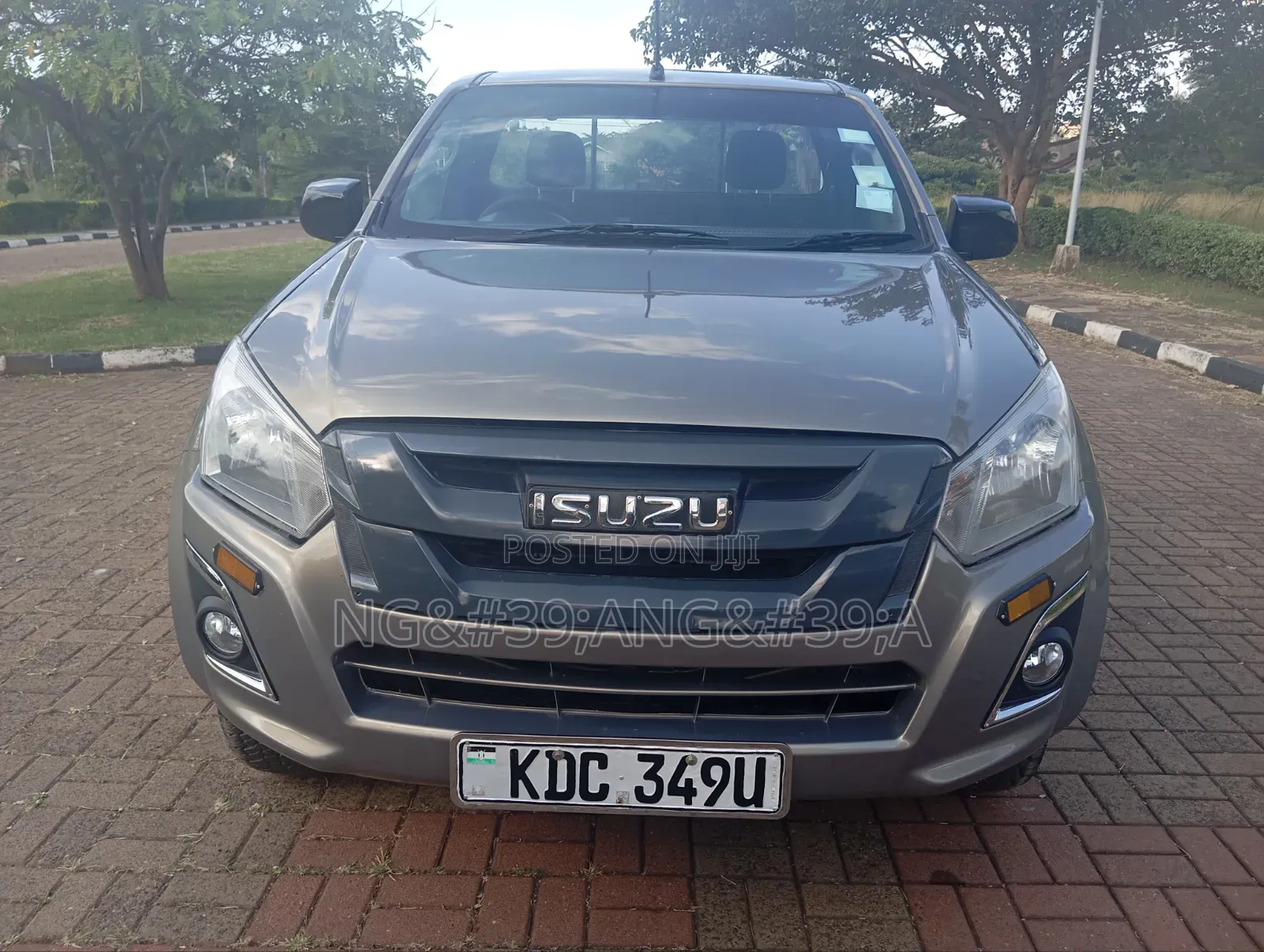 Isuzu D-MAX 2020 Gray