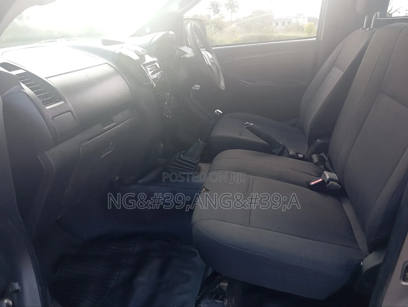 Isuzu D-MAX 2020 Gray