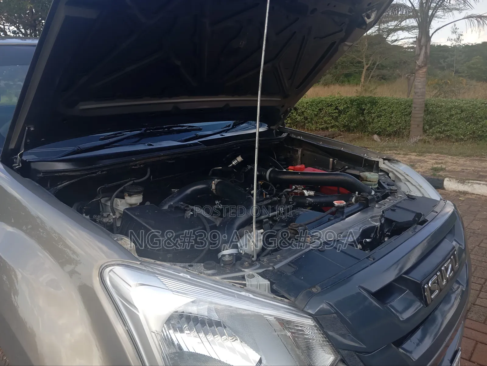 Isuzu D-MAX 2020 Gray