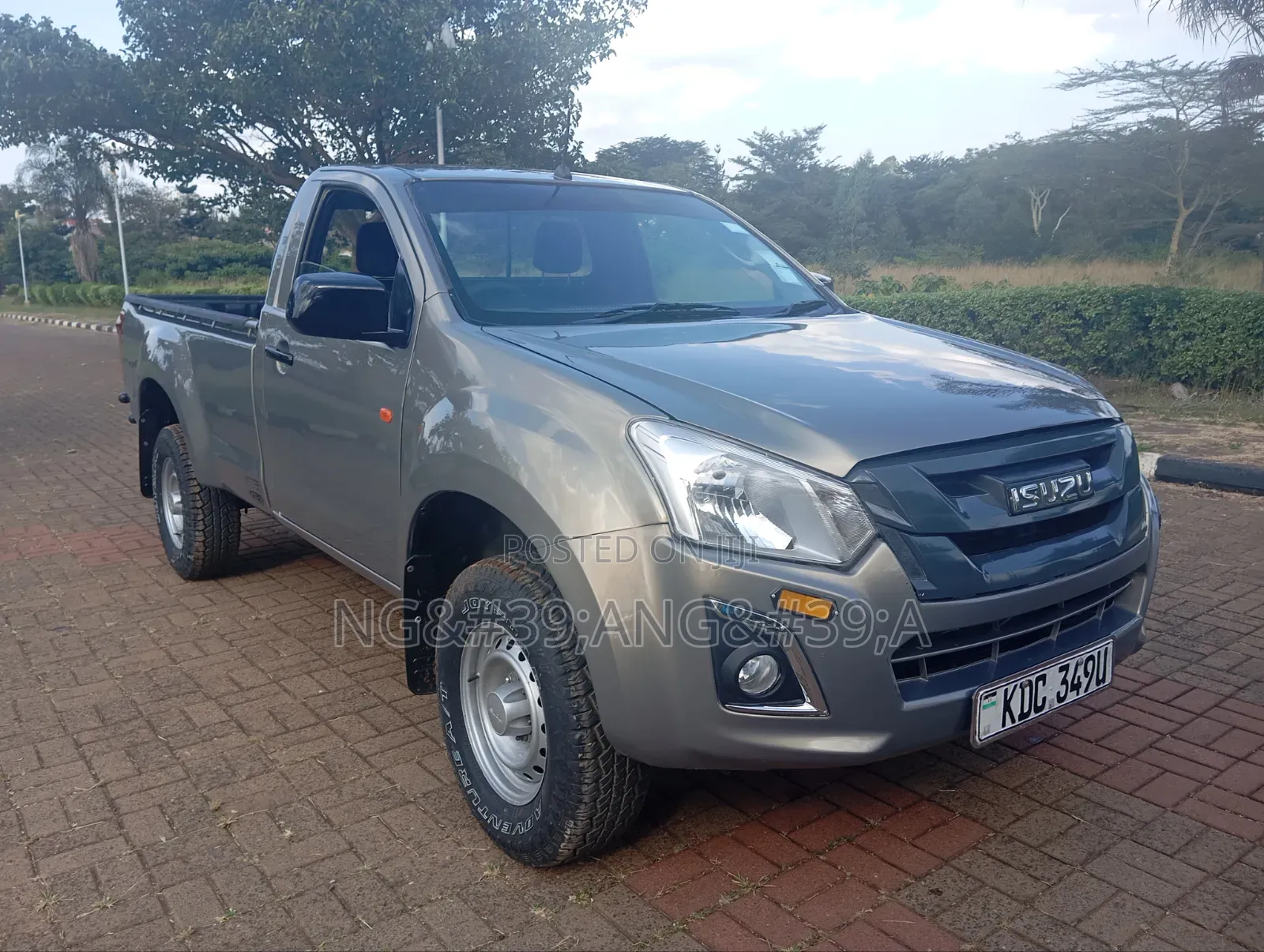 Isuzu D-MAX 2020 Gray