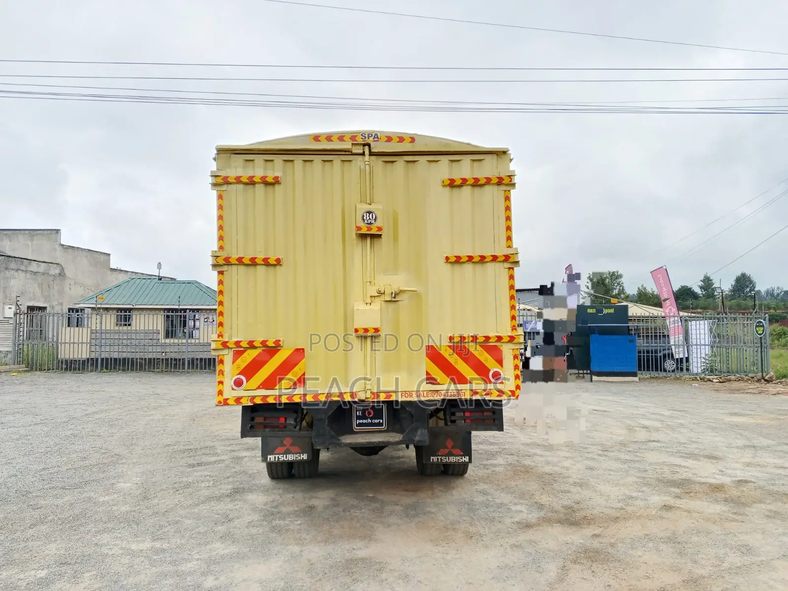 Mitsubishi Fh215 2014 Yellow