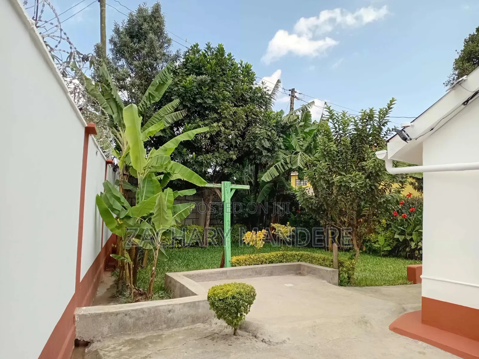 3bdrm Mansion in Uthiru for rent