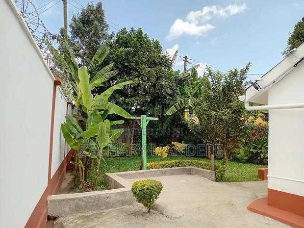 3bdrm Mansion in Uthiru for rent - thumbnail 2