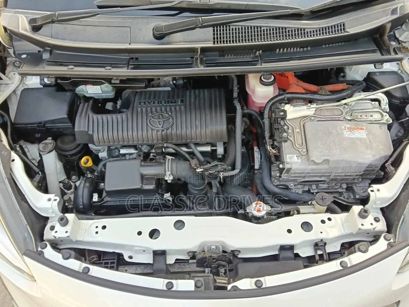 Toyota Sienta 2020 White
