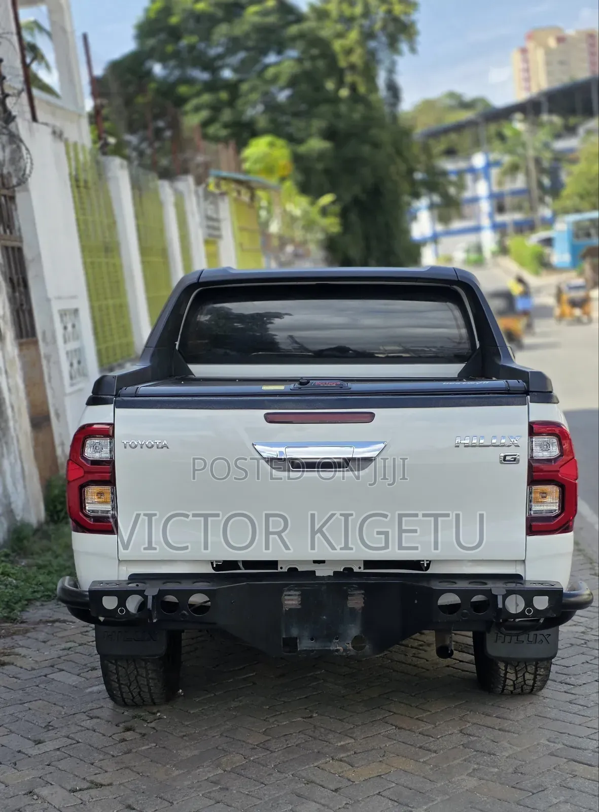 Toyota Hilux 2016 White