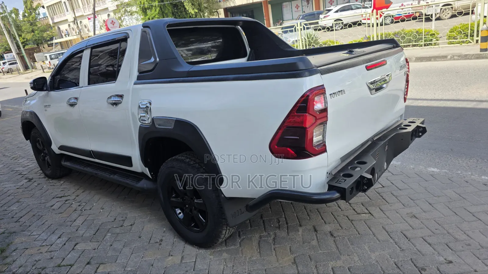 Toyota Hilux 2016 White