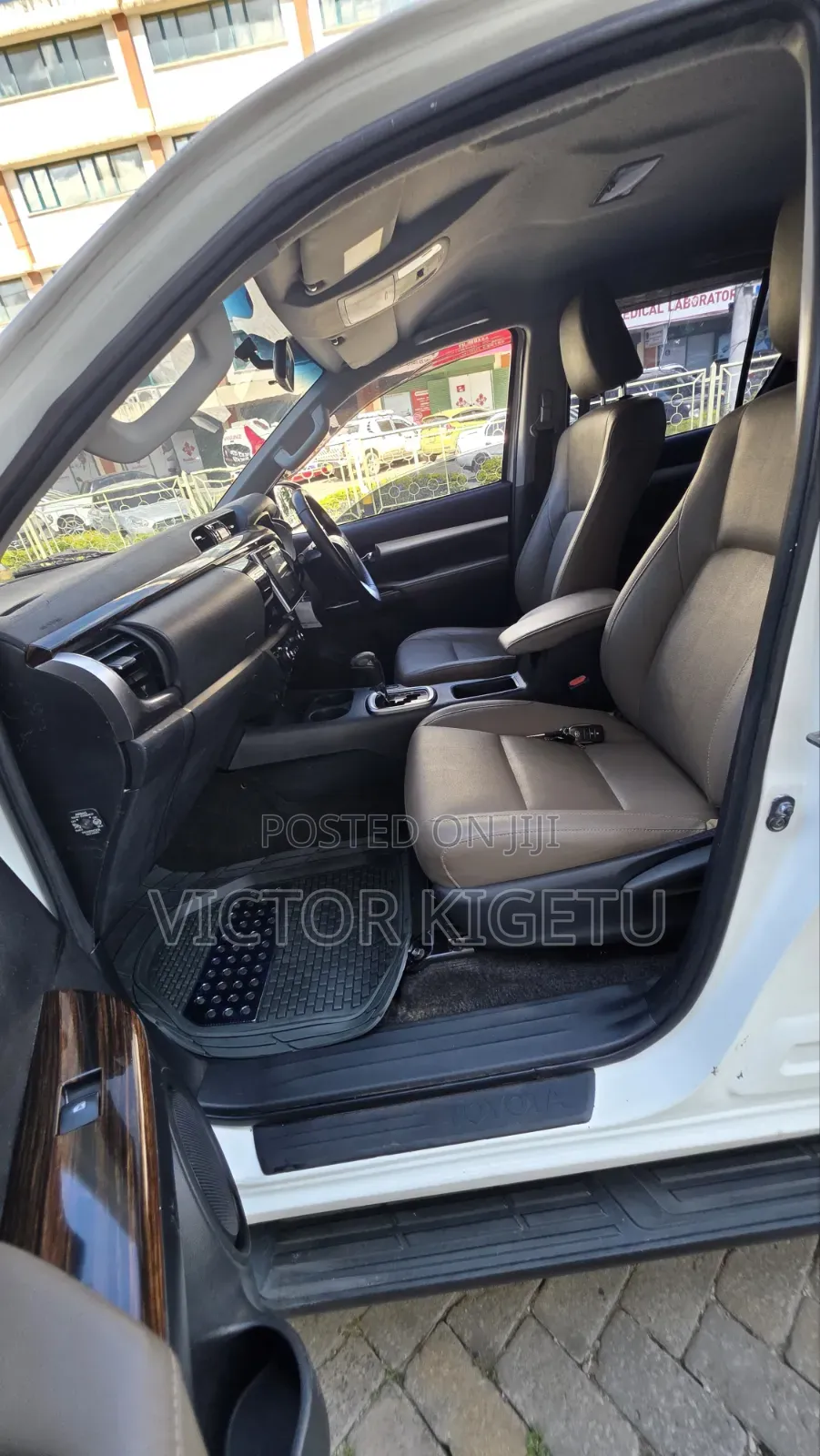 Toyota Hilux 2016 White
