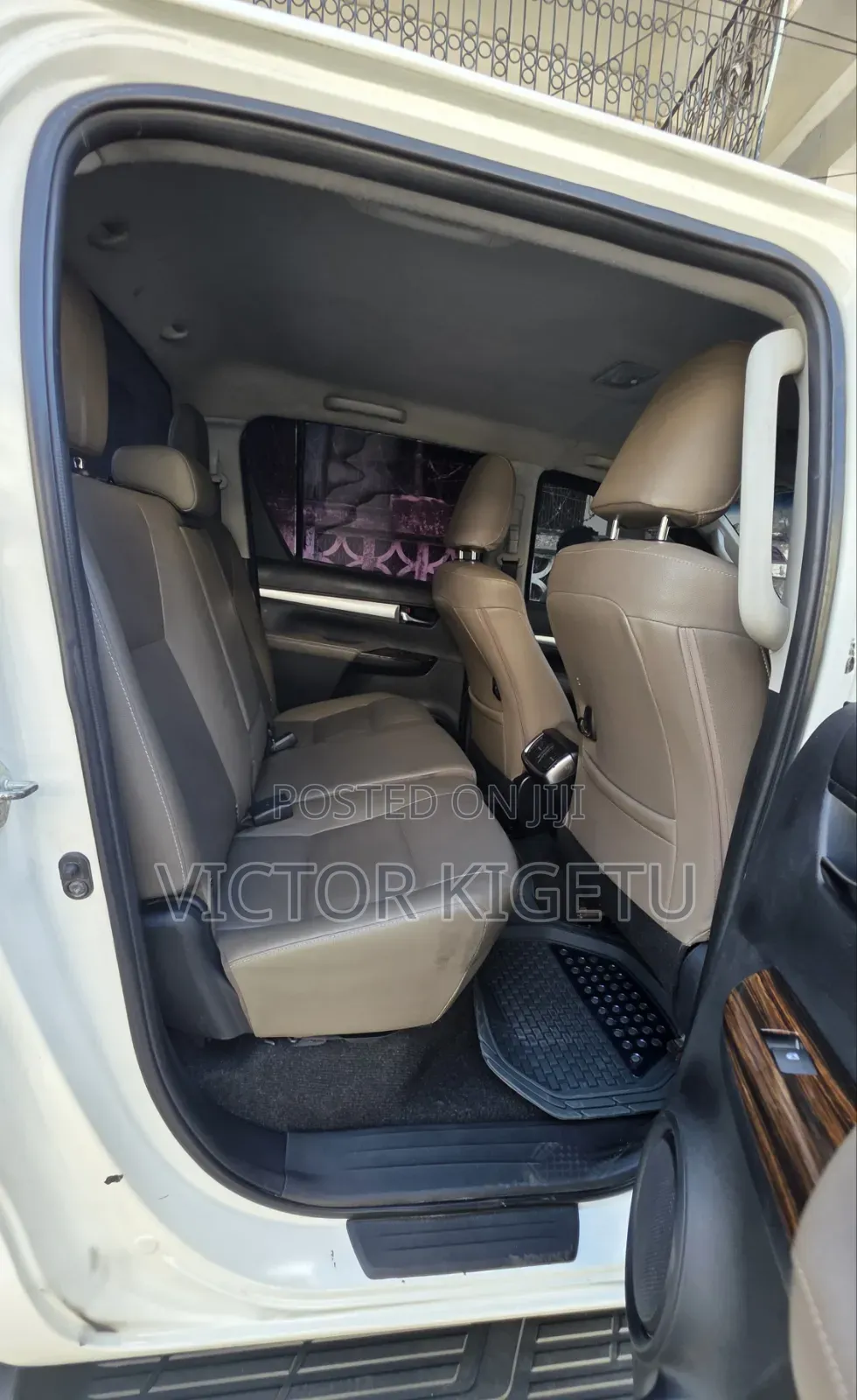 Toyota Hilux 2016 White