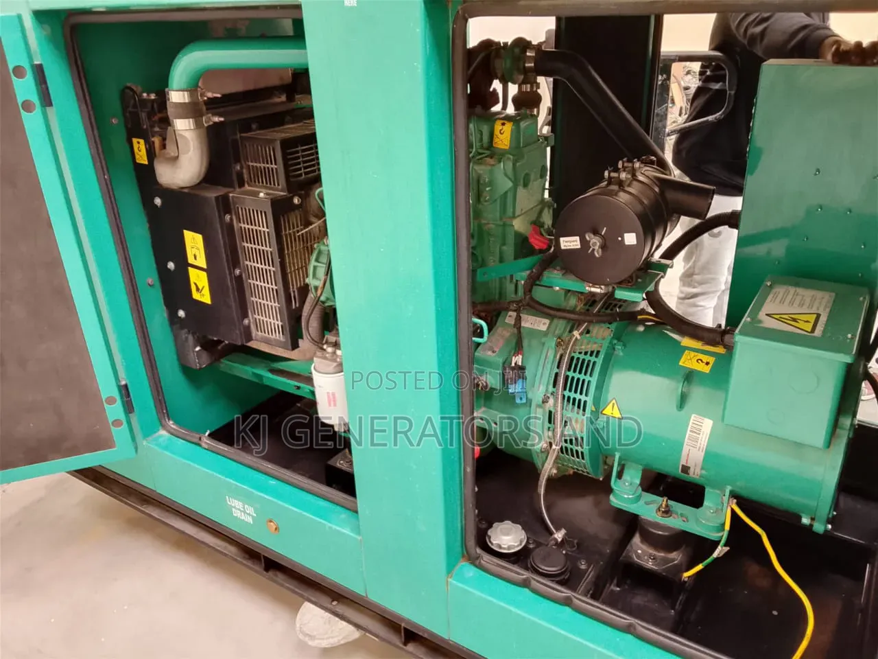 30kva Cummins Genset