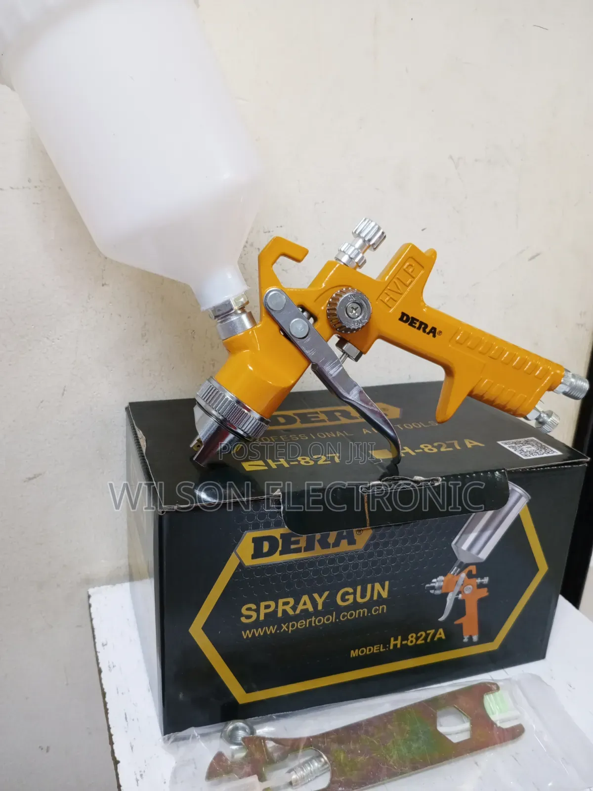 Dera Manual Spray Gun. 600ml