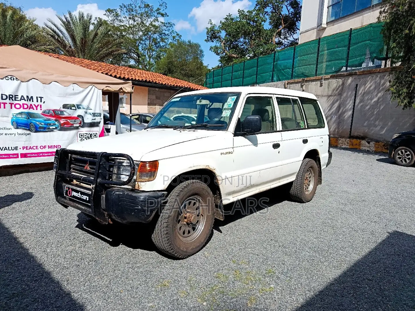 Mitsubishi Pajero 2003 White