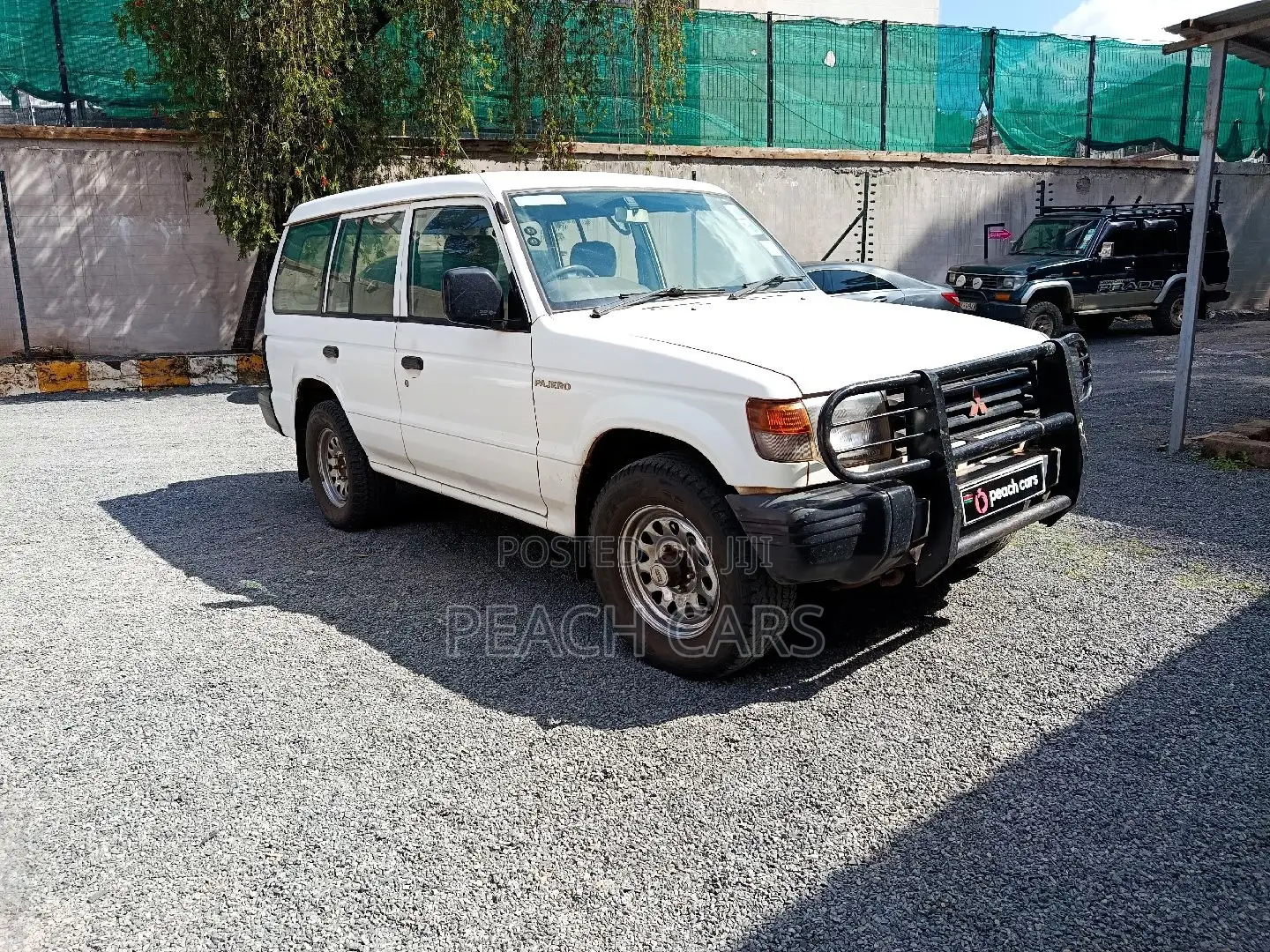 Mitsubishi Pajero 2003 White