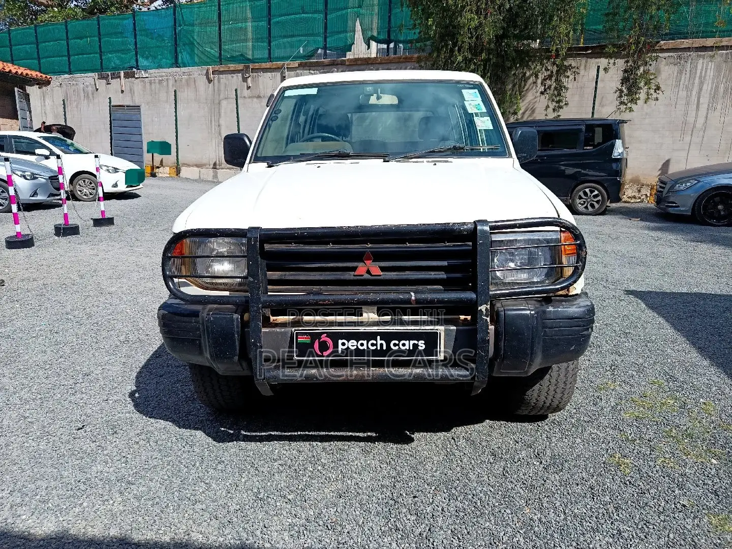 Mitsubishi Pajero 2003 White