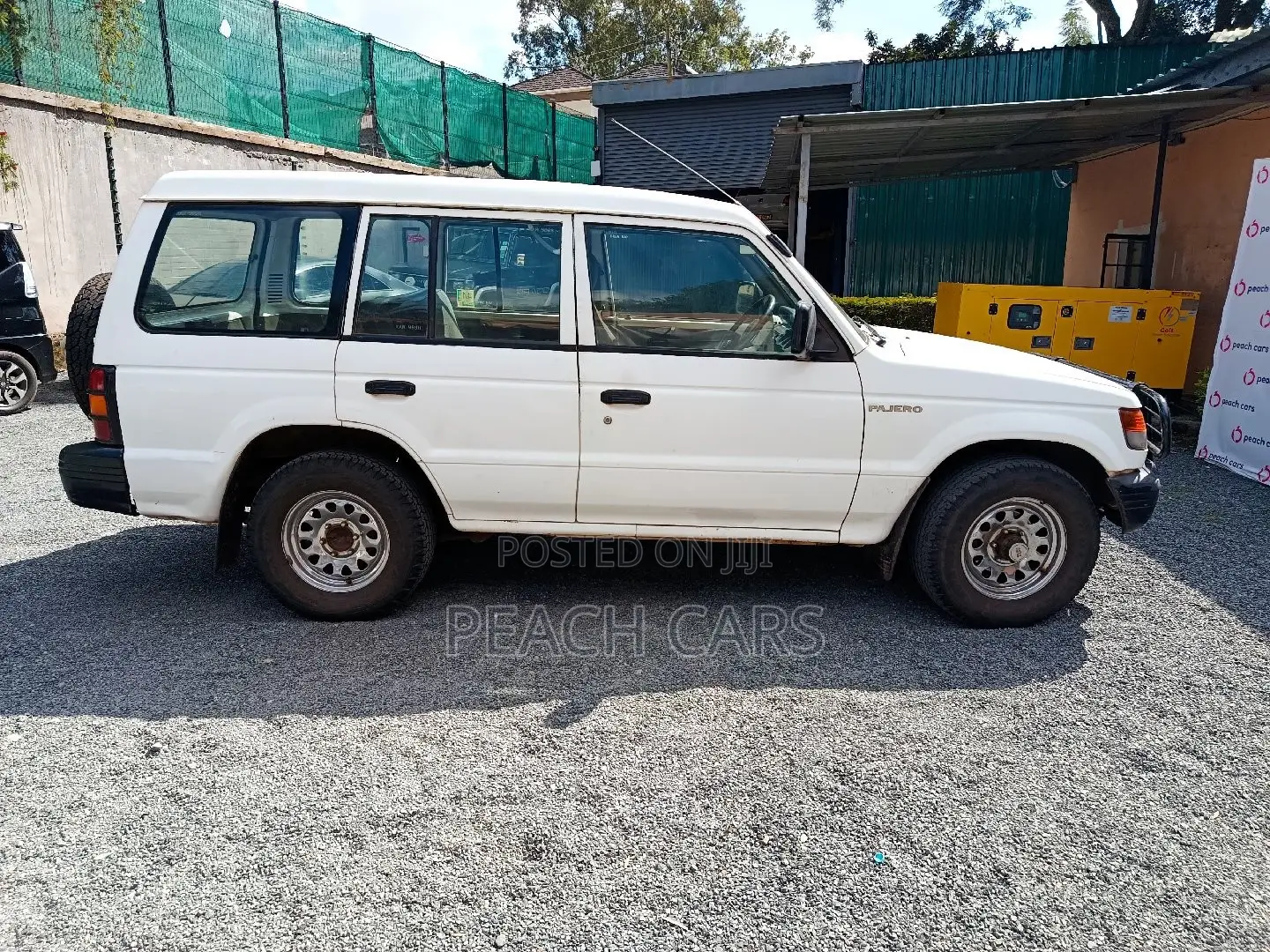 Mitsubishi Pajero 2003 White