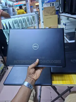 Laptop Dell Latitude 5491 8GB Intel Core i5 SSD 256GB