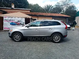 Volvo XC60 2010 Silver