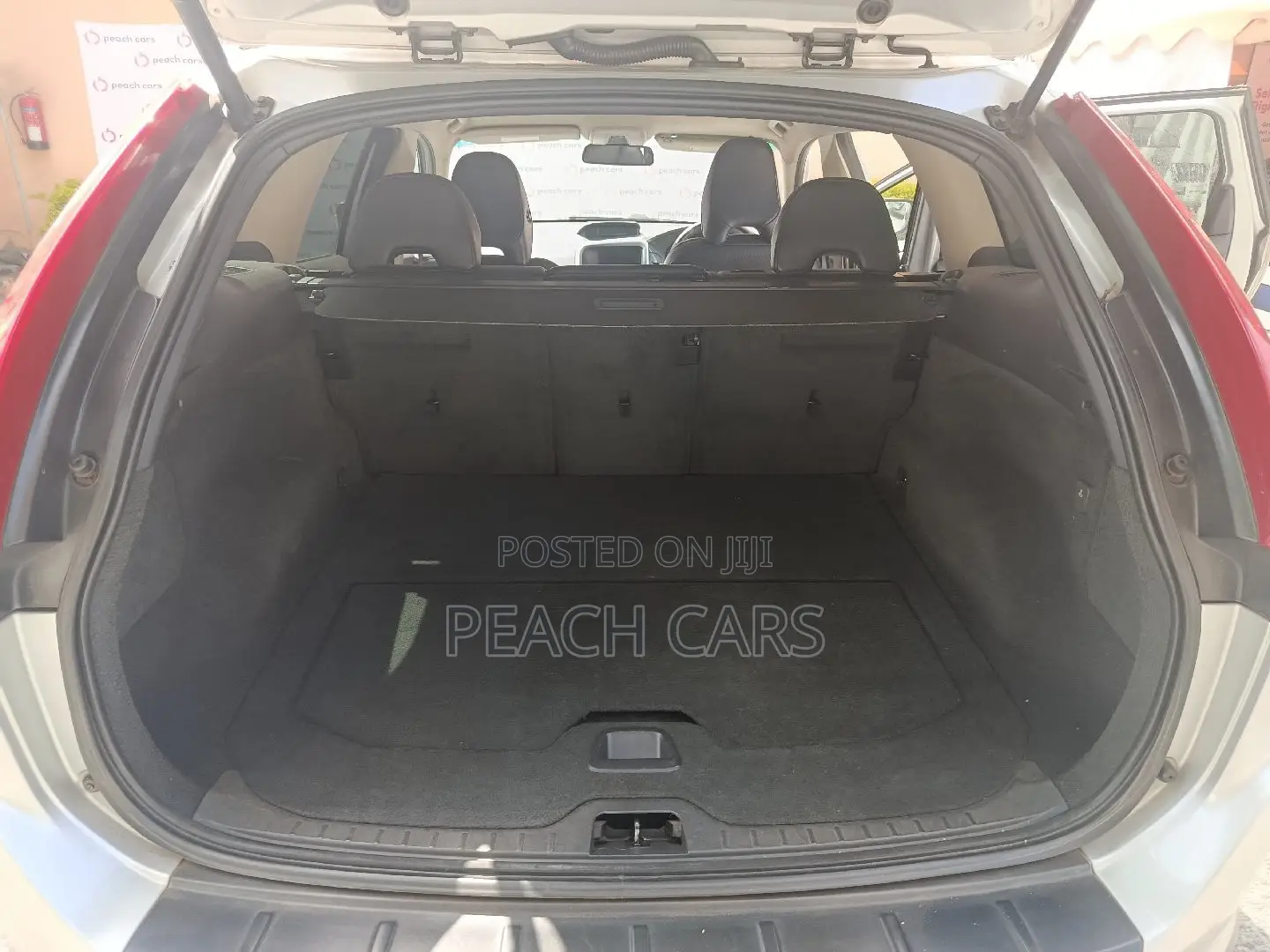 Volvo XC60 2010 Silver
