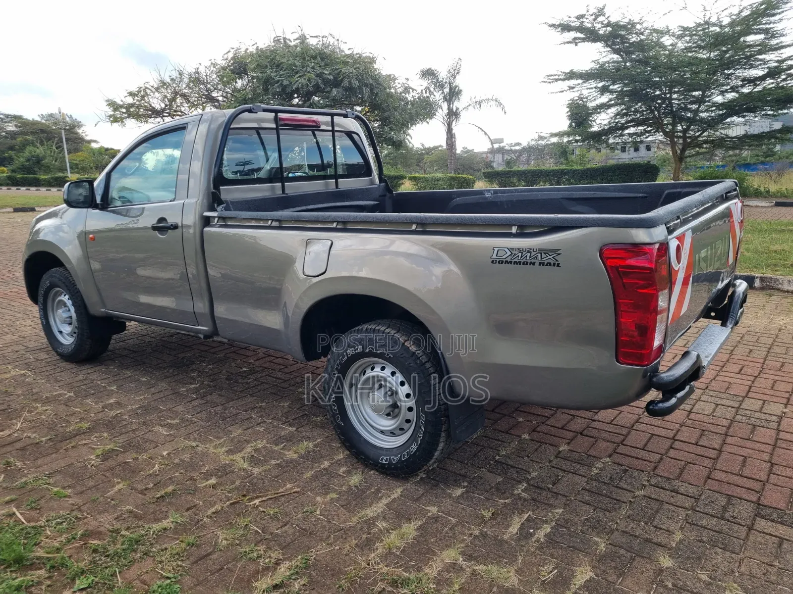Isuzu D-MAX 2021 Gold