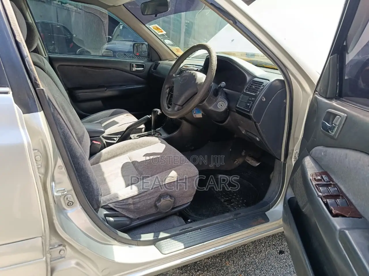Toyota Carina 2001 Silver