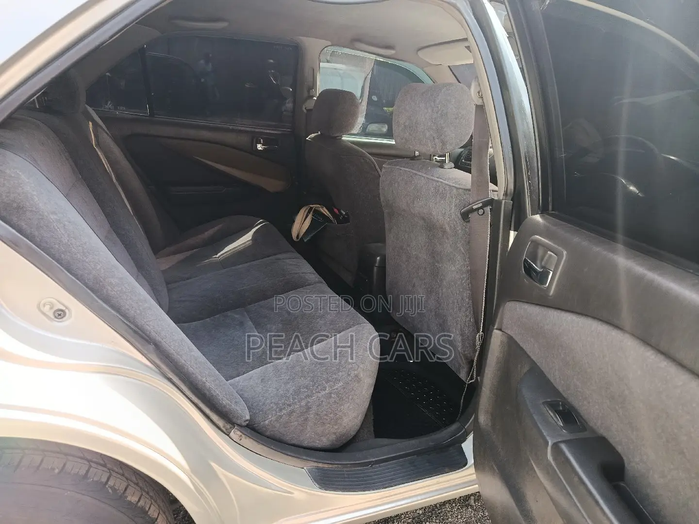 Toyota Carina 2001 Silver