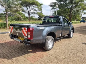 Isuzu D-MAX 2022 Gray