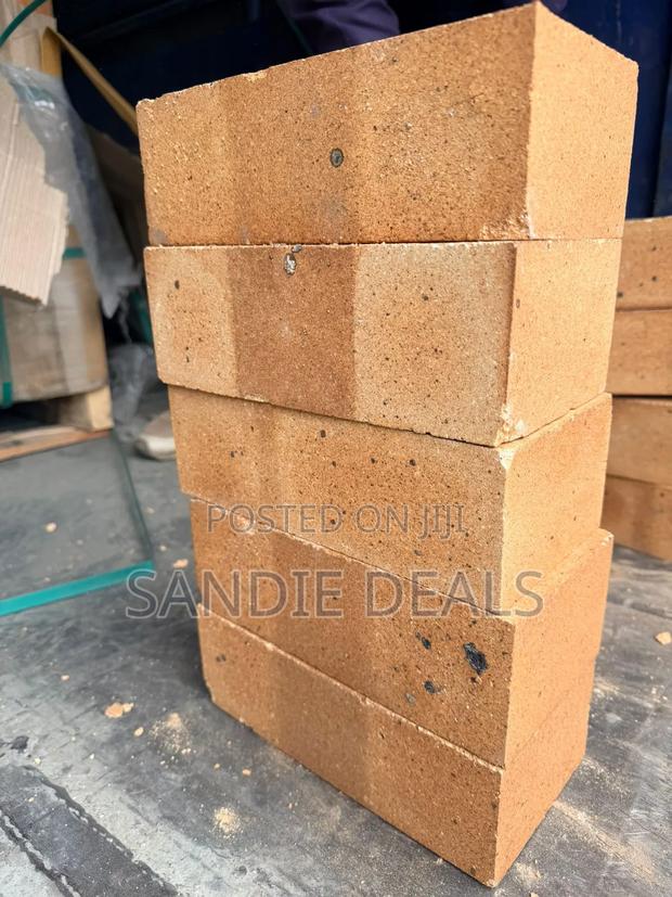 Heat Resistant Bricks - thumbnail 2