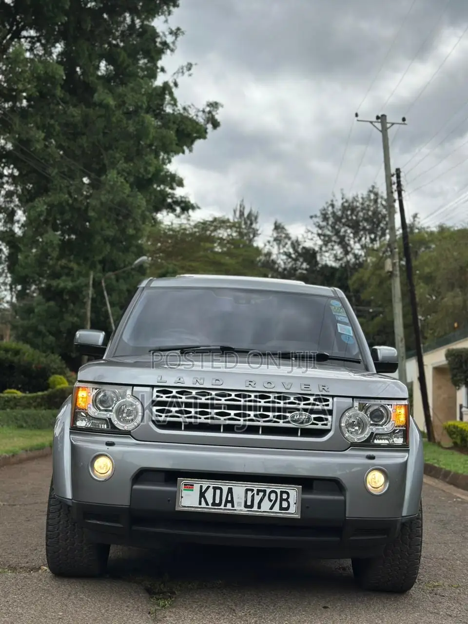 Land Rover Discovery 2013 Gray