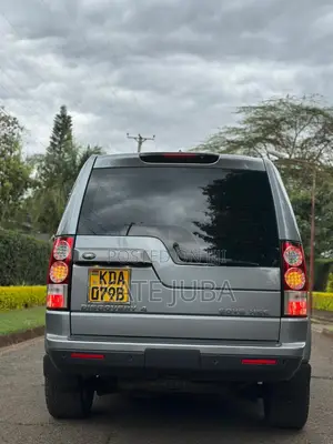 Land Rover Discovery 2013 Gray