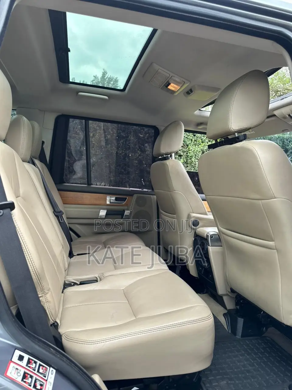 Land Rover Discovery 2013 Gray