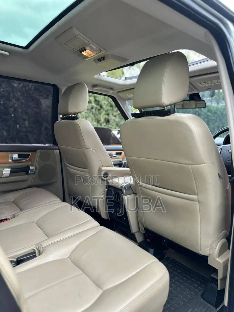Land Rover Discovery 2013 Gray