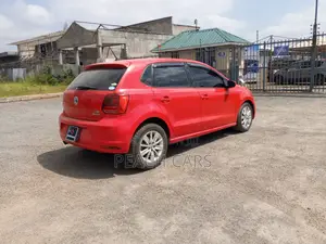 Volkswagen Polo 2017 Red