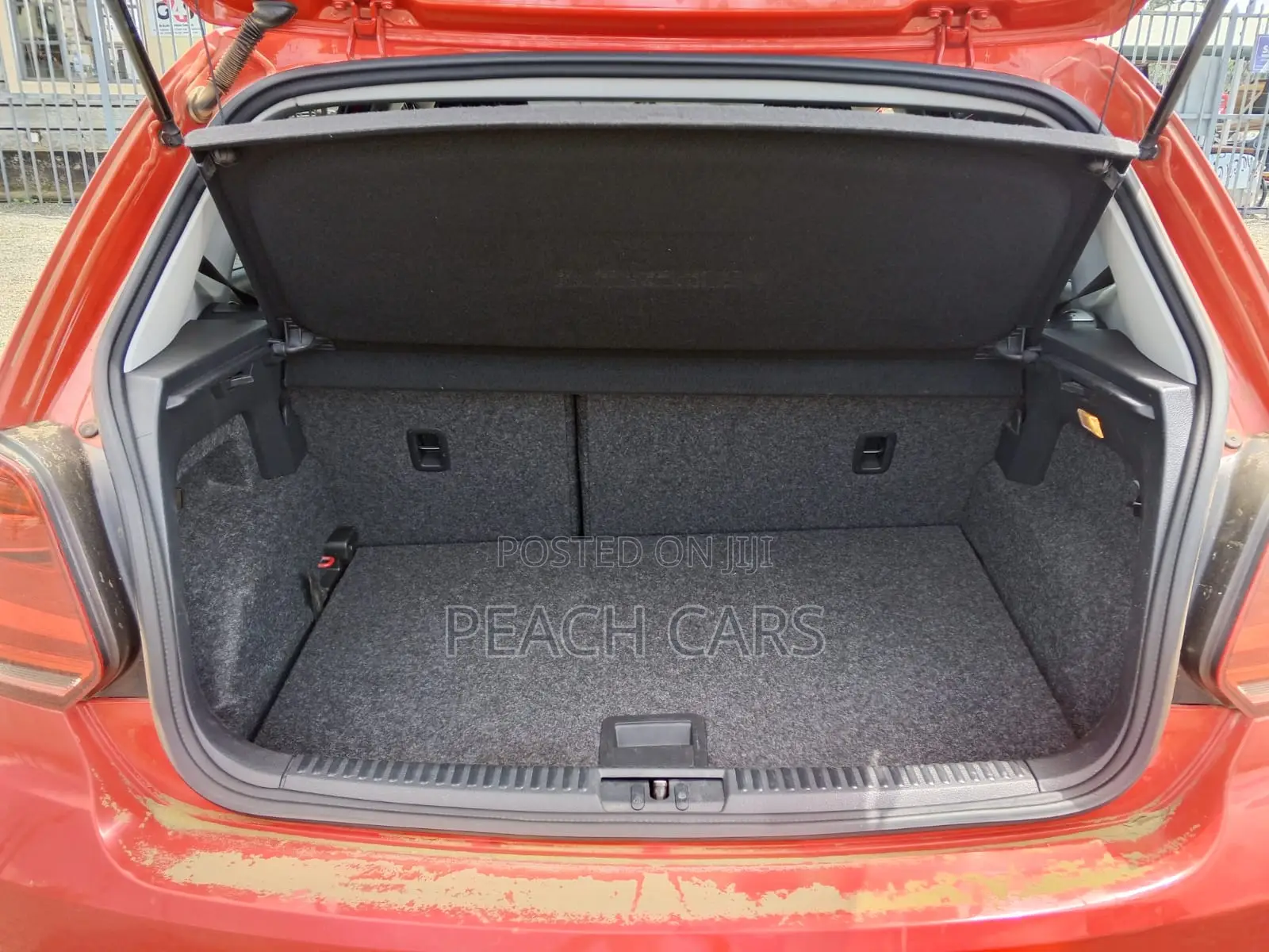 Volkswagen Polo 2017 Red