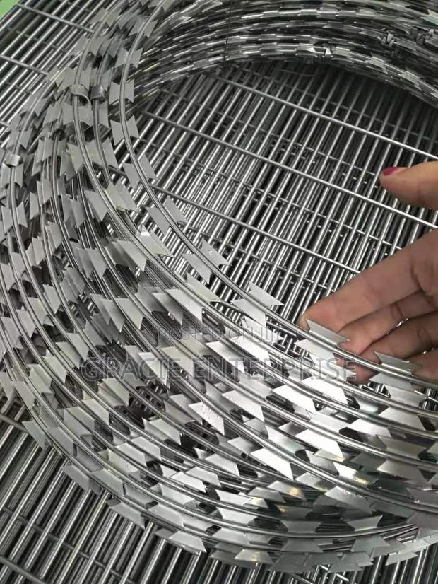 Galvanized Razor Wire
