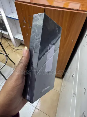 New Samsung Galaxy S23+ 256 GB Purple