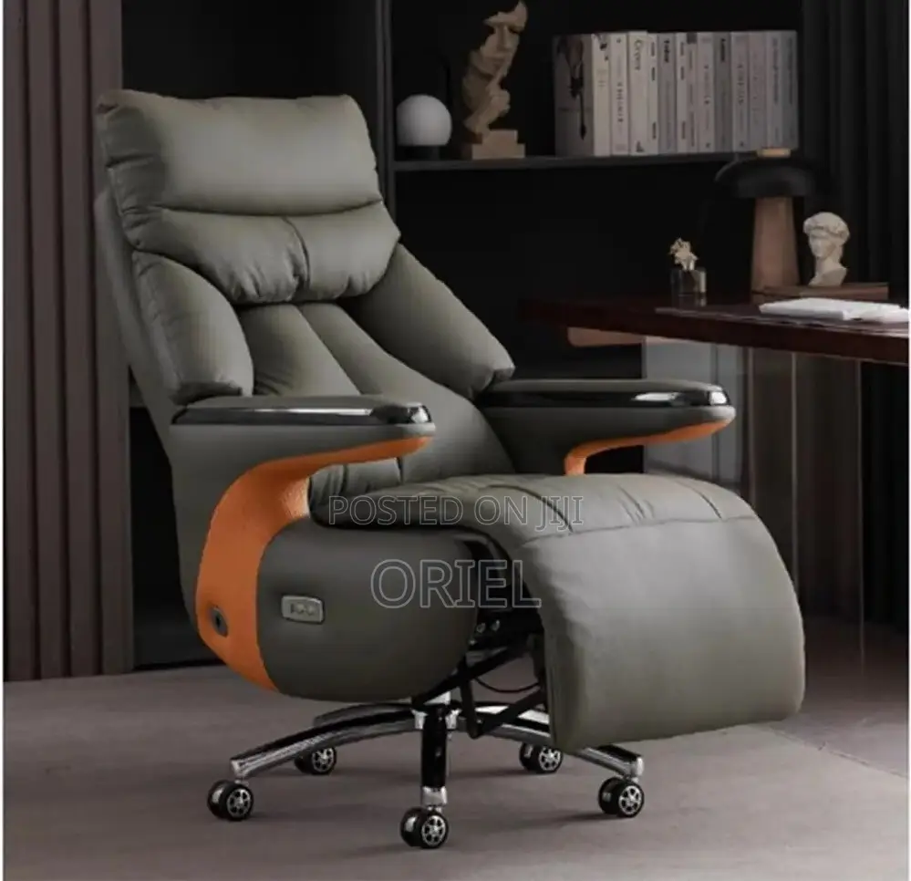 Office Chair : Executive C.E.O Leather Padded Office Chair
