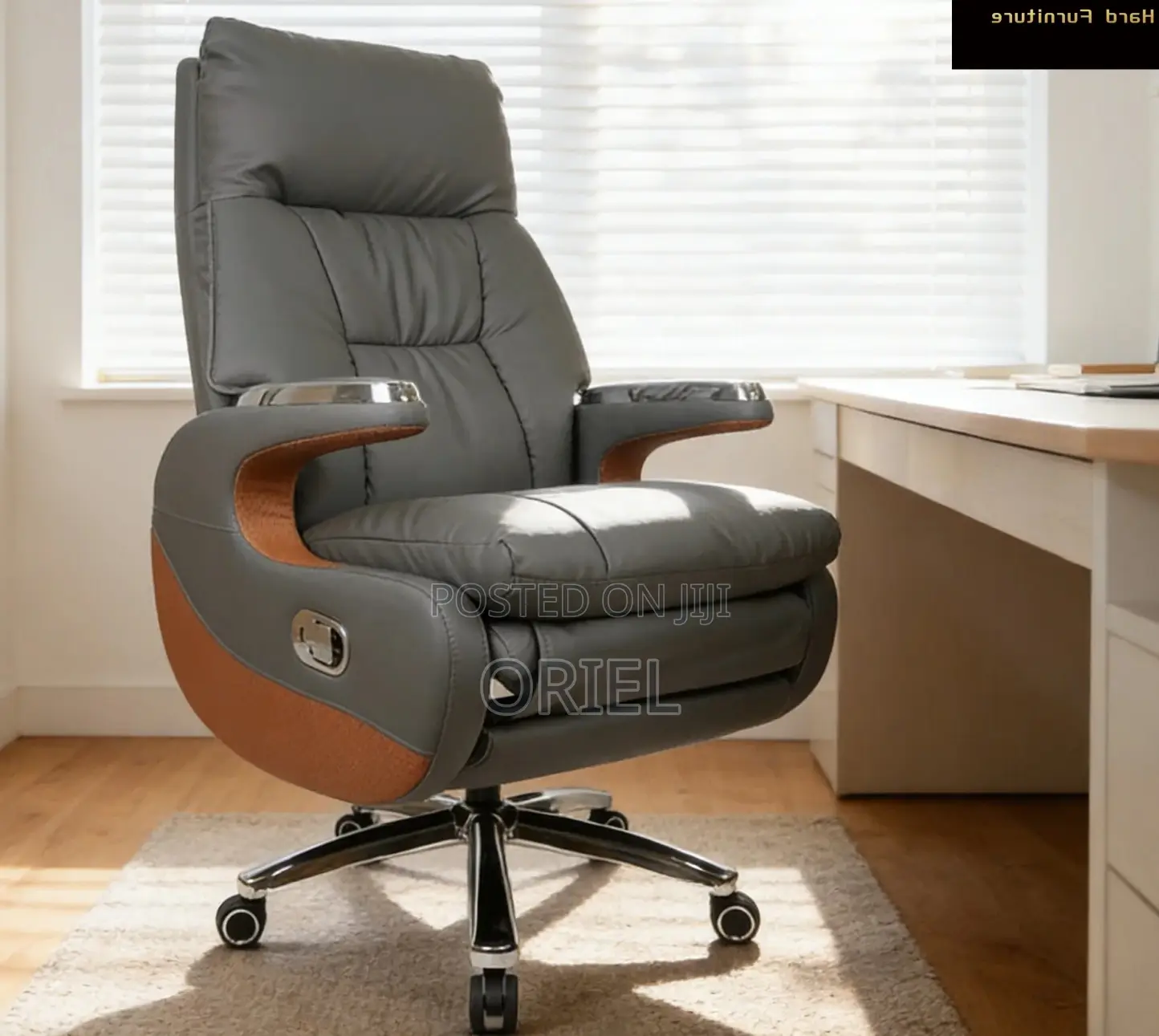 Office Chair : Executive C.E.O Leather Padded Office Chair