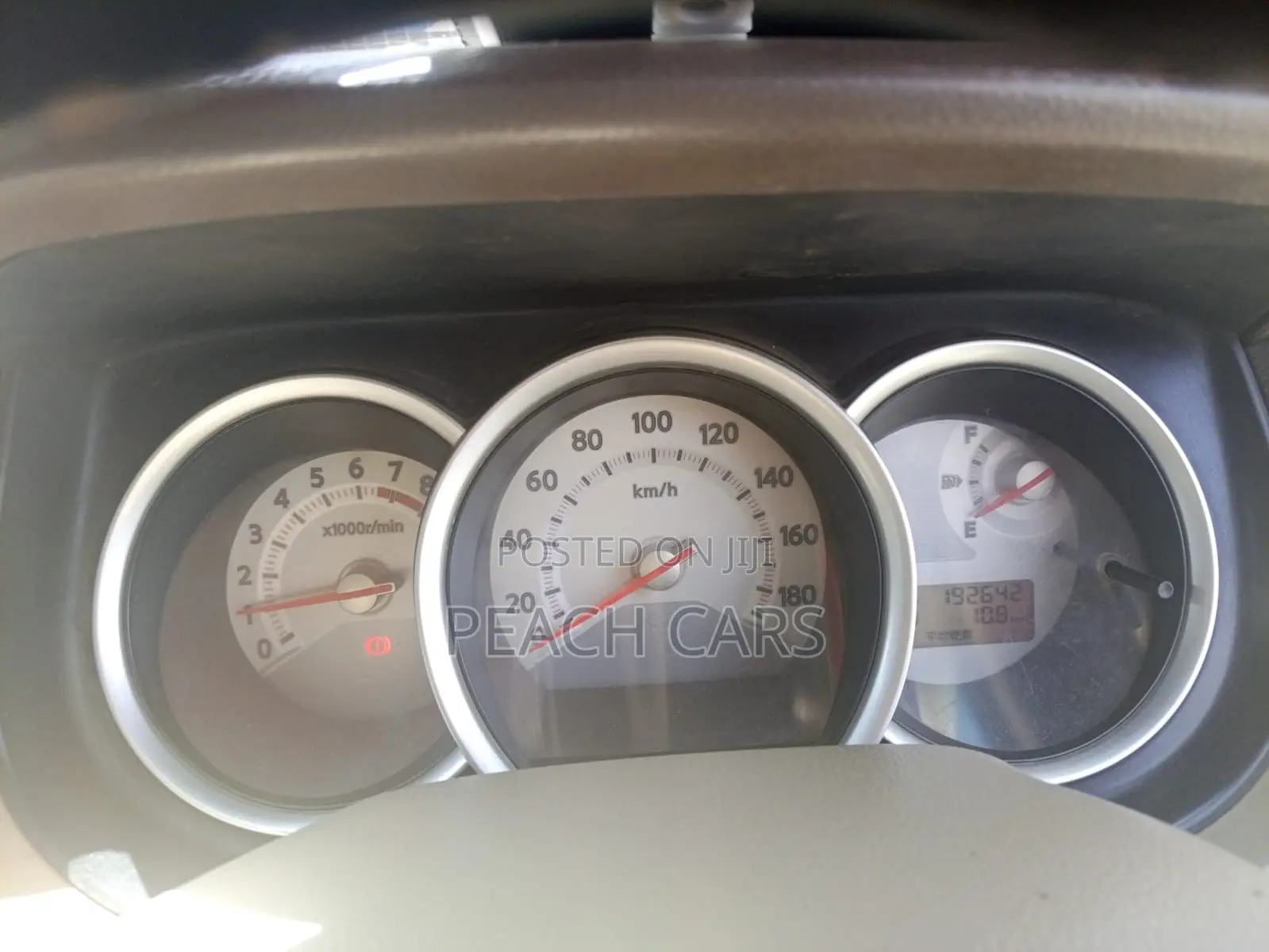 Nissan Tiida 2009 Gold