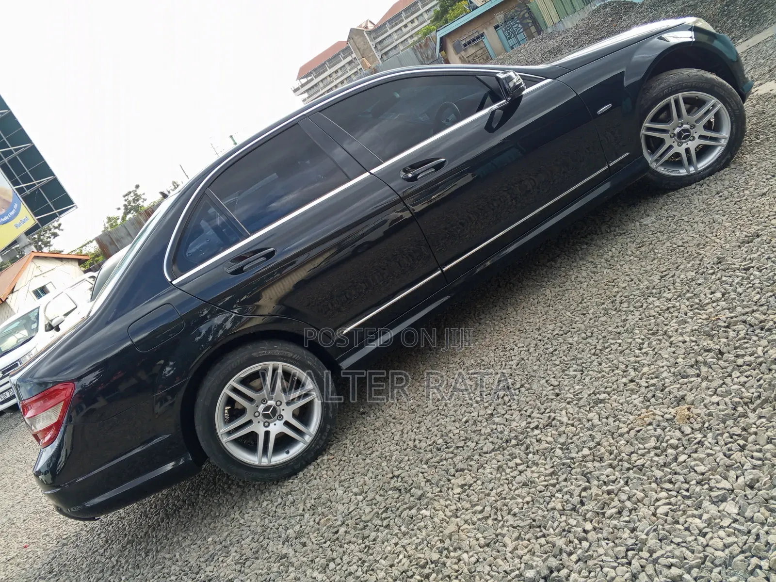 Mercedes-Benz C200 2009 Black