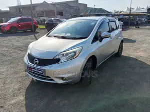 Nissan Note 2015 Silver