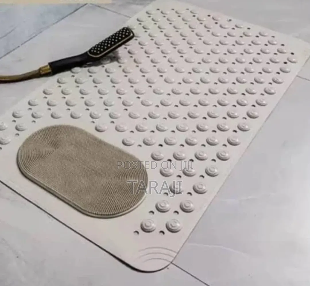 Non-Slip Bathroom Mat - Super Absorbent Bath Rug