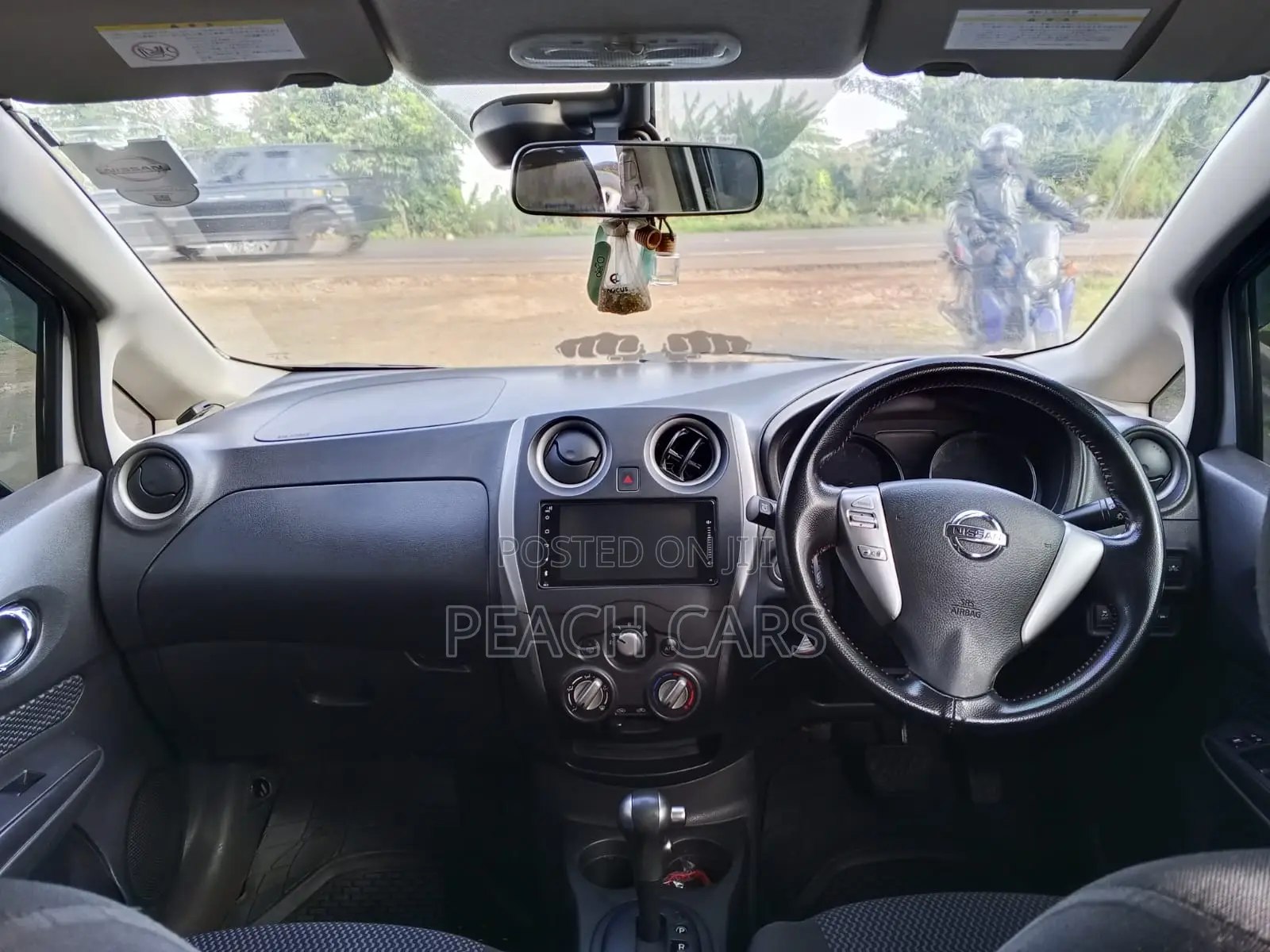 Nissan Note 2015 Silver