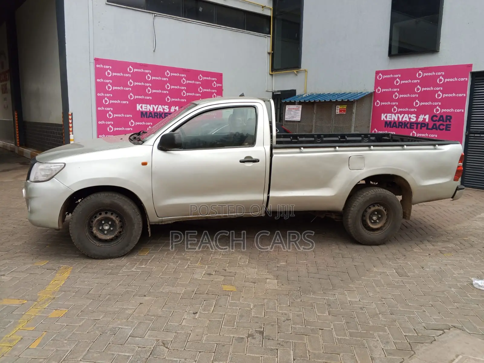 Toyota Hilux 2014 Silver