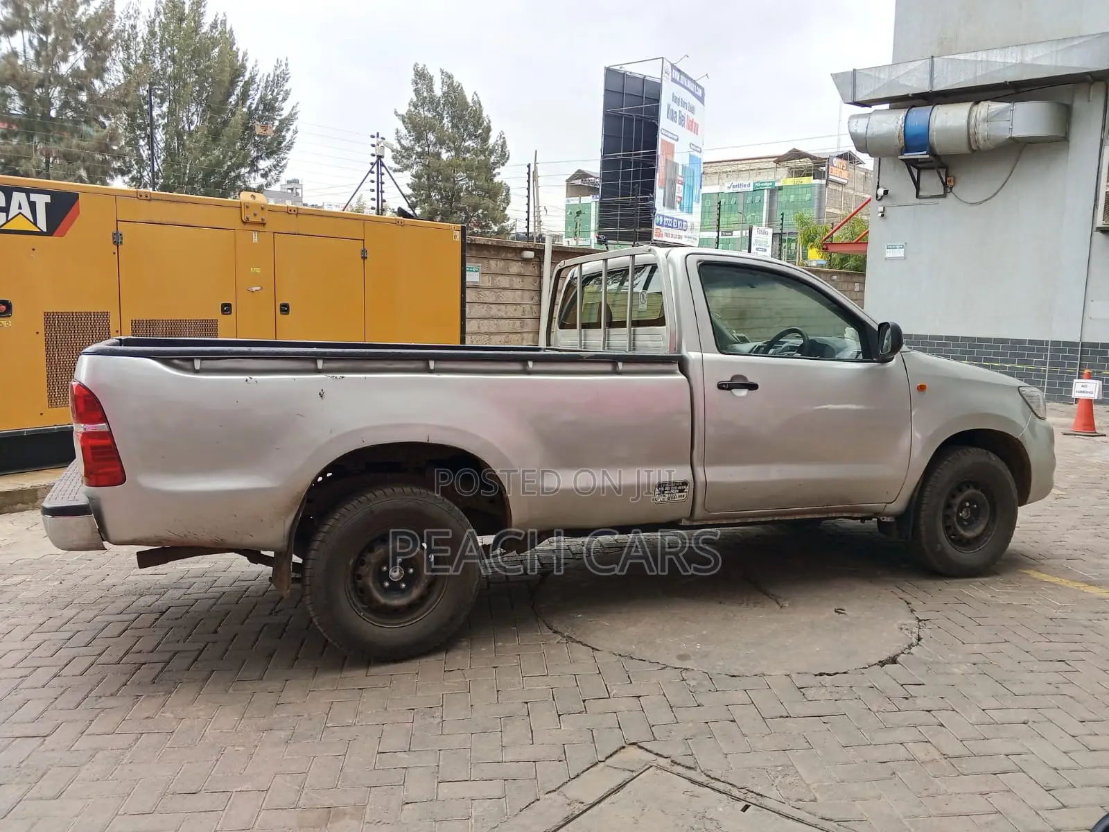 Toyota Hilux 2014 Silver