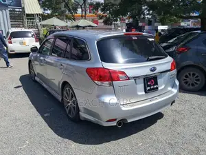 Subaru Legacy 2014 Silver