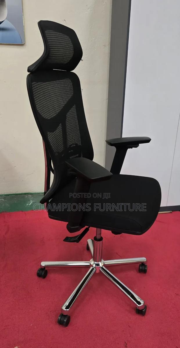 Executive High Back Chair - thumbnail 2