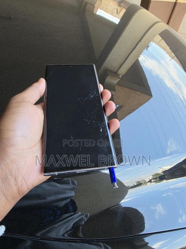 Samsung Galaxy Note 10 Plus 256 GB Gold - thumbnail 4