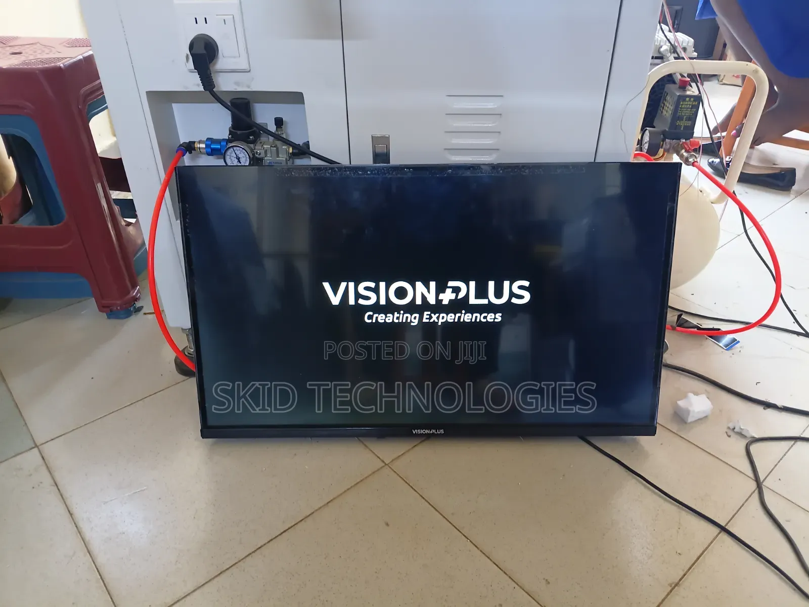 Vision Plus Smart 32"
