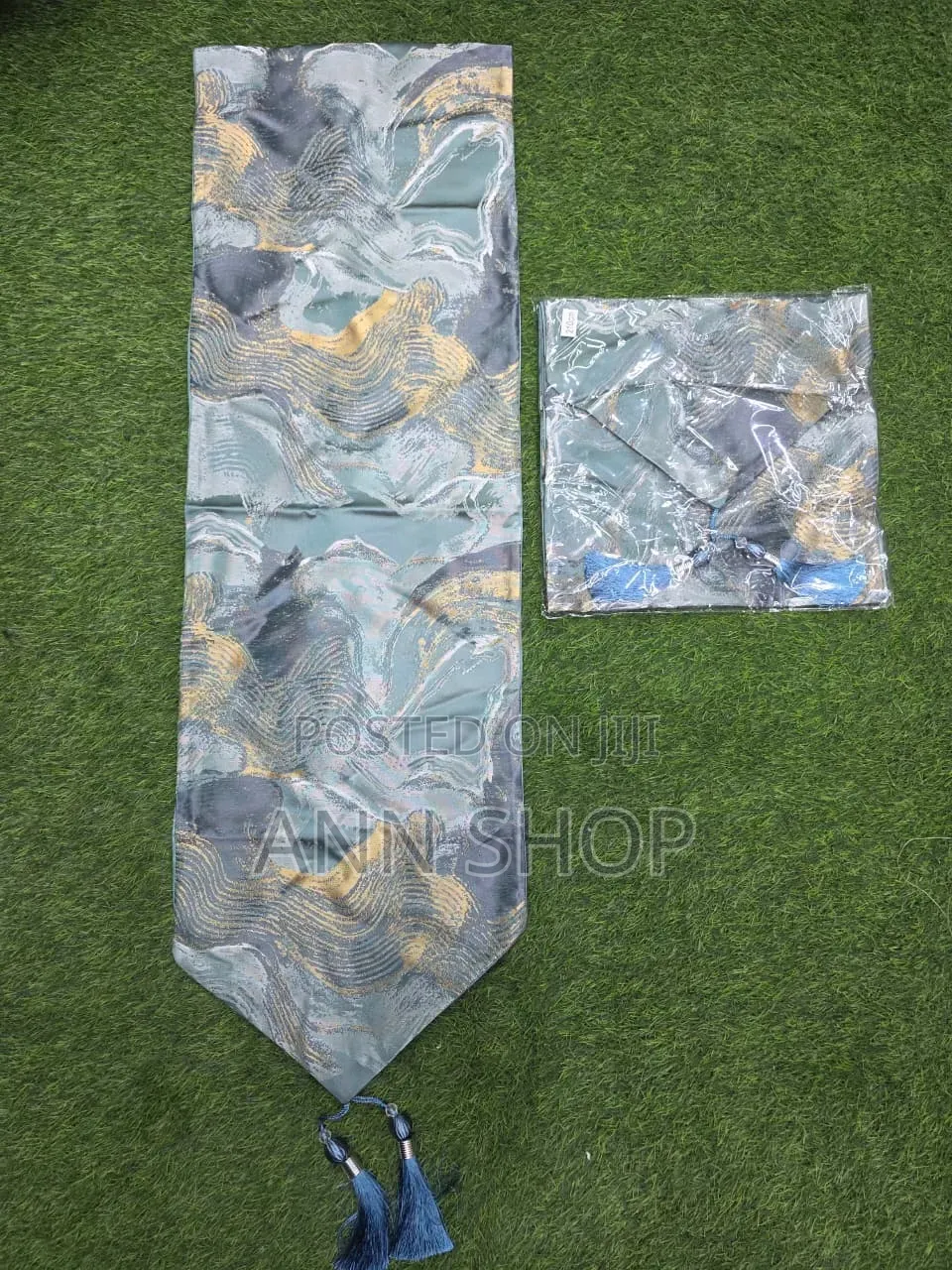 Unique Table Runner