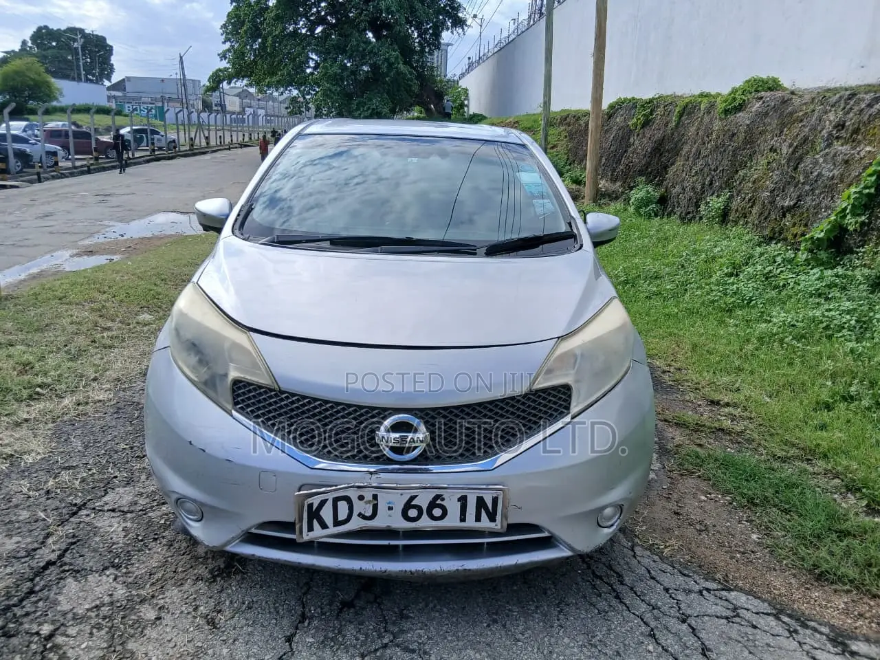 Nissan Note 2015 Silver